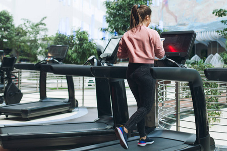 从尴尬到甜 从尴尬到甜